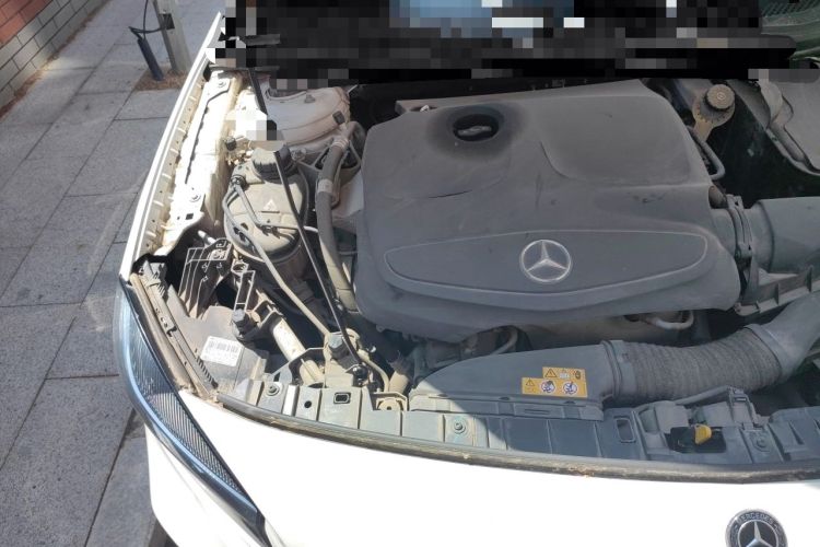 Used Mercedes-Benz GLA 2018 GLA 200 Sport Edition Engine Bay Right