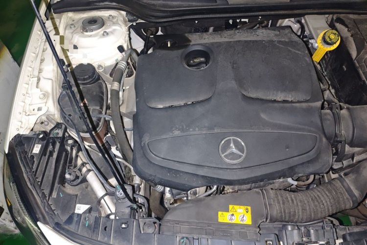 Used Mercedes-Benz GLA 2018 GLA 200 Fashion Model Engine Bay Right