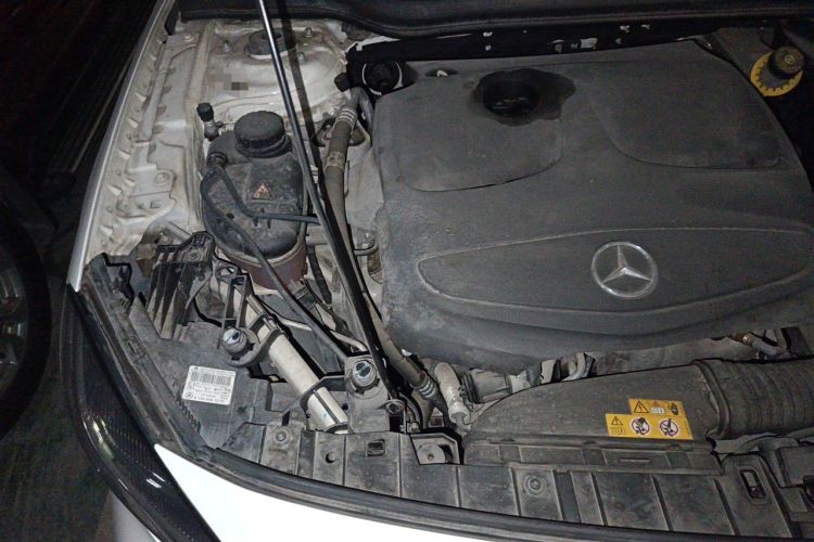 Used Mercedes-Benz GLA 2018 GLA 200 Sport Edition Engine Bay Right