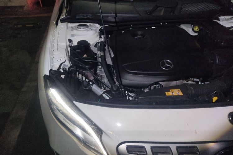 Used Mercedes-Benz GLA 2018 GLA 200 Fashion Model Engine Bay Right