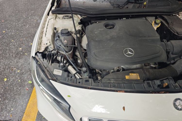Used Mercedes-Benz GLA 2018 GLA 200 Sport Edition Engine Bay Right
