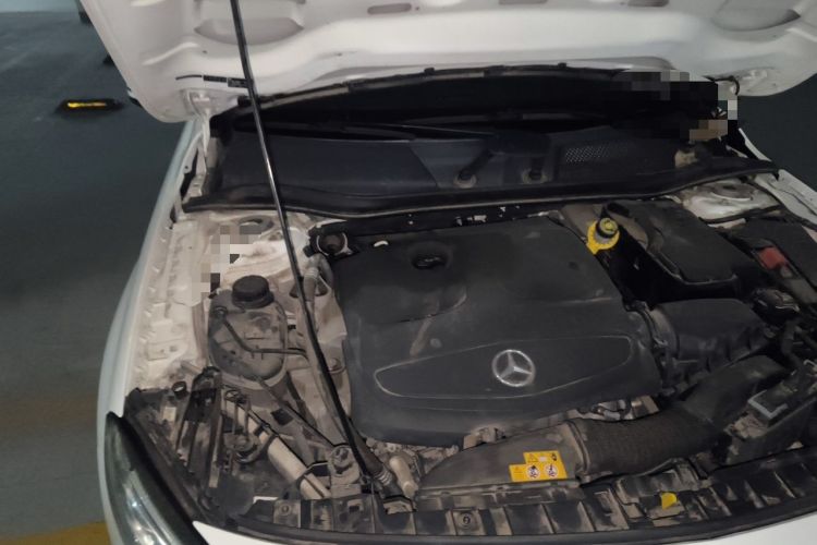 Used Mercedes-Benz GLA 2018 GLA 200 Fashion Model Engine Bay Right