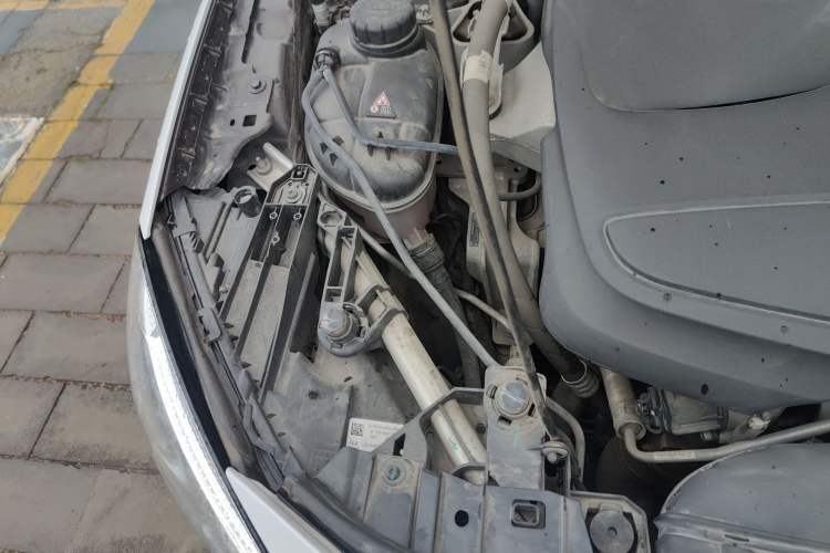 Used Mercedes-Benz GLA 2018 GLA 200 Fashion Model Engine Bay Right
