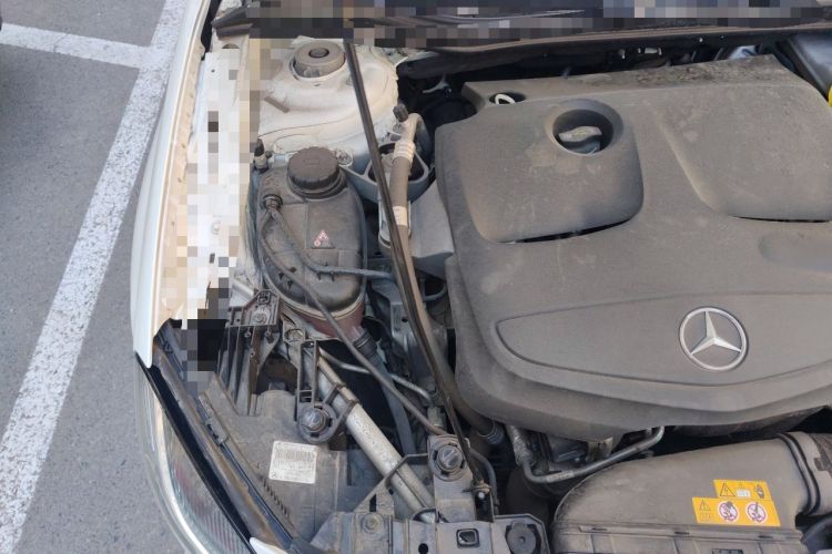 Used Mercedes-Benz GLA 2018 GLA 200 Sport Edition Engine Bay Right