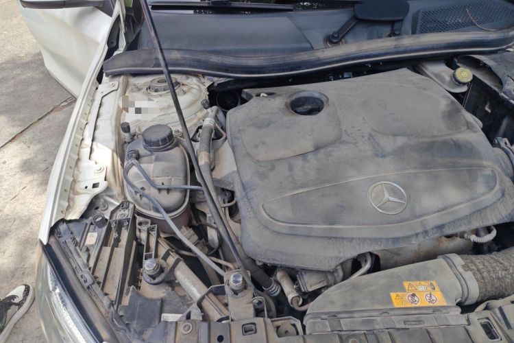 Used Mercedes-Benz GLA 2018 GLA 200 Fashion Model Engine Bay Right