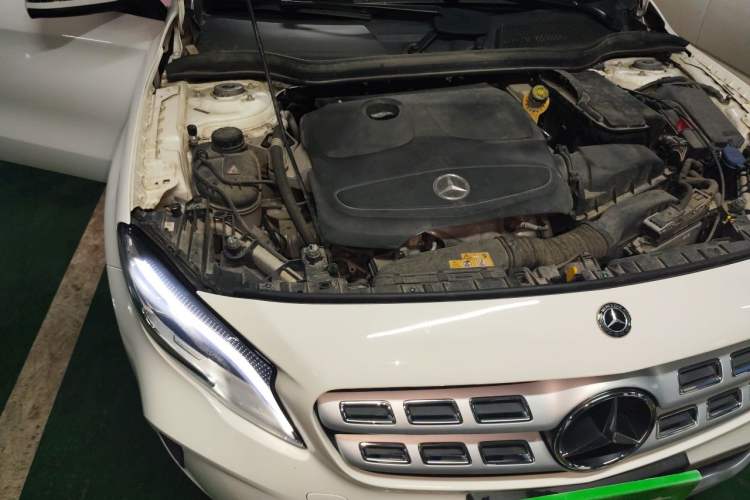 Used Mercedes-Benz GLA 2018 GLA 200 Fashion Model Engine Bay Right