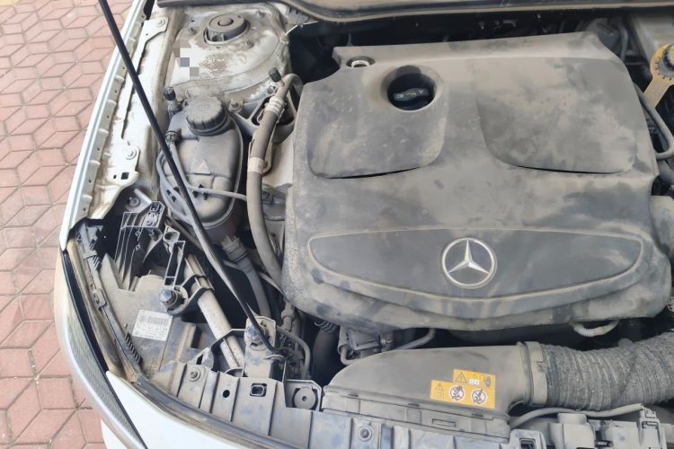 Used Mercedes-Benz GLA 2018 GLA 200 Sport Edition Engine Bay Right
