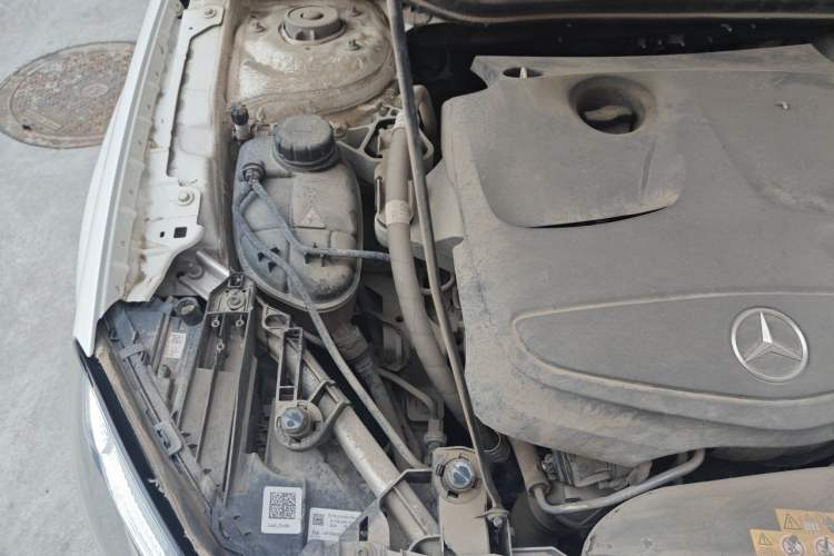 Used Mercedes-Benz GLA 2018 GLA 200 Fashion Model Engine Bay Right