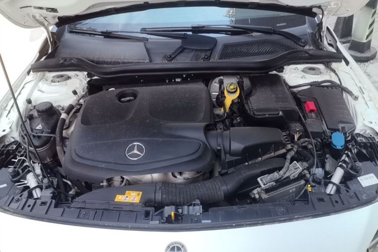 Used Mercedes-Benz GLA 2018 GLA 200 Fashion Model Engine Bay