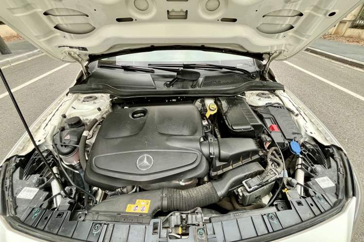 Used Mercedes-Benz GLA 2018 GLA 200 Sport Edition Engine Bay