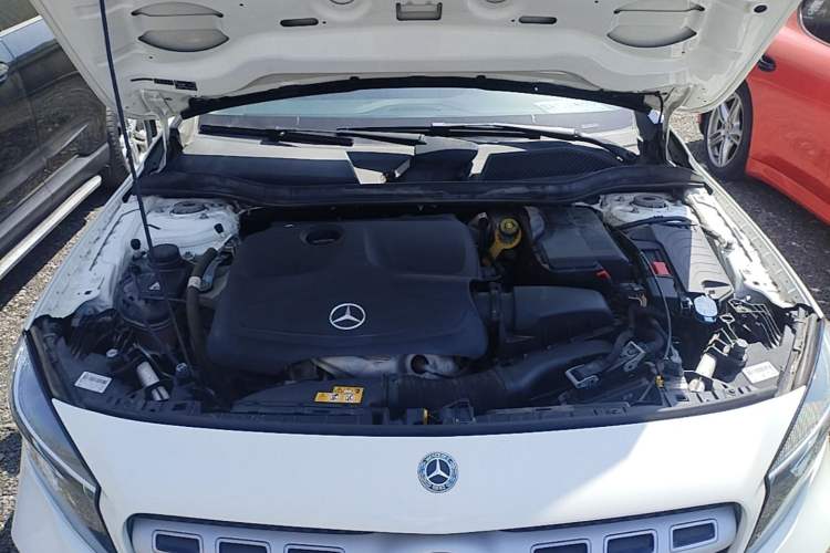 Used Mercedes-Benz GLA 2018 GLA 200 Sport Edition Engine Bay