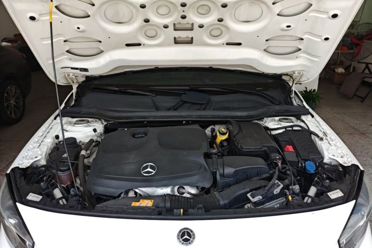 Used Mercedes-Benz GLA 2018 GLA 200 Sport Edition Engine Bay