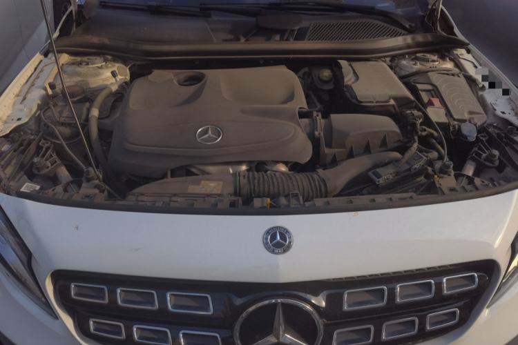 Used Mercedes-Benz GLA 2018 GLA 220 4MATIC Sport Edition Engine Bay