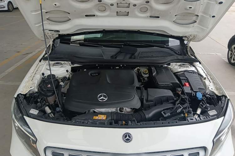 Used Mercedes-Benz GLA 2018 GLA 200 Sport Edition Engine Bay