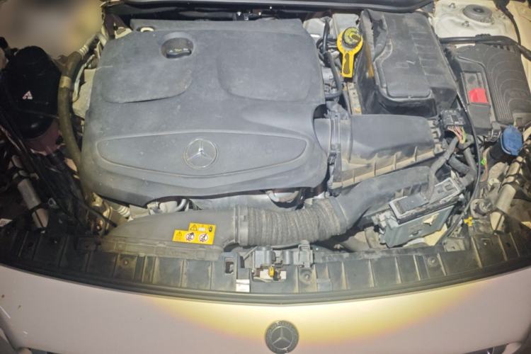 Used Mercedes-Benz GLA 2018 GLA 200 Fashion Model Engine Bay