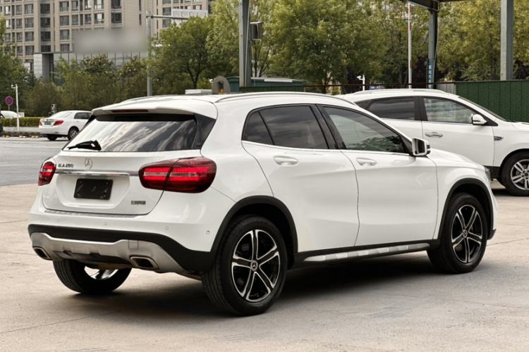 Used Mercedes-Benz GLA 2018 GLA 200 Fashion Model Exterior 1