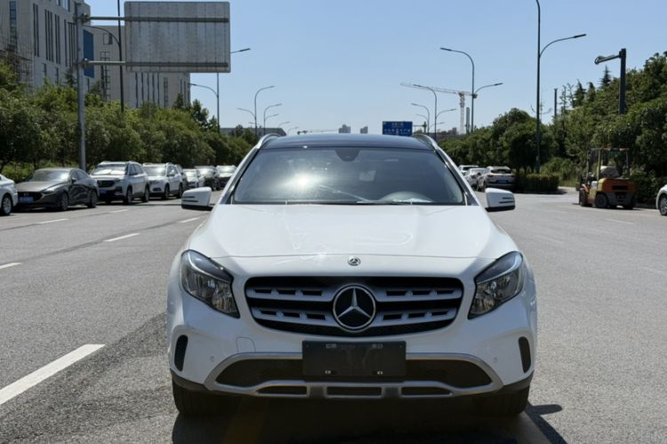 Used Mercedes-Benz GLA 2018 GLA 200 Sport Edition Exterior 1