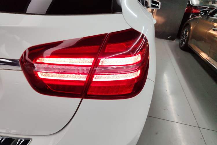 Used Mercedes-Benz GLA 2018 GLA 200 Sport Edition Exterior 1
