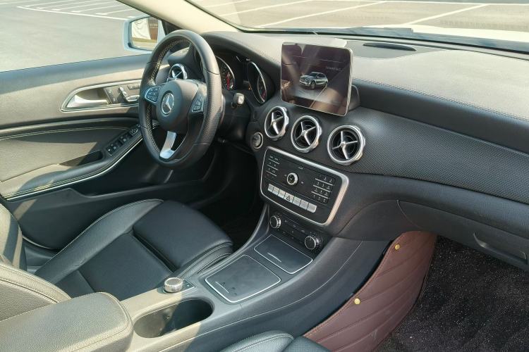 Used Mercedes-Benz GLA 2018 GLA 200 Fashion Model Exterior 10