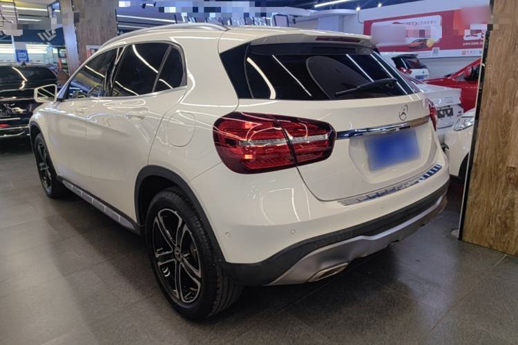 Used Mercedes-Benz GLA 2018 GLA 200 Fashion Model Exterior 2