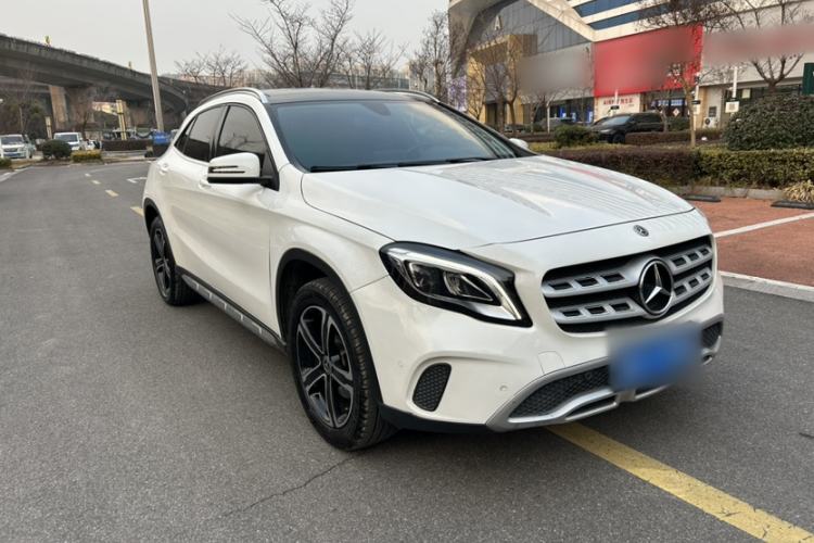 Used Mercedes-Benz GLA 2018 GLA 200 Fashion Model Exterior 2