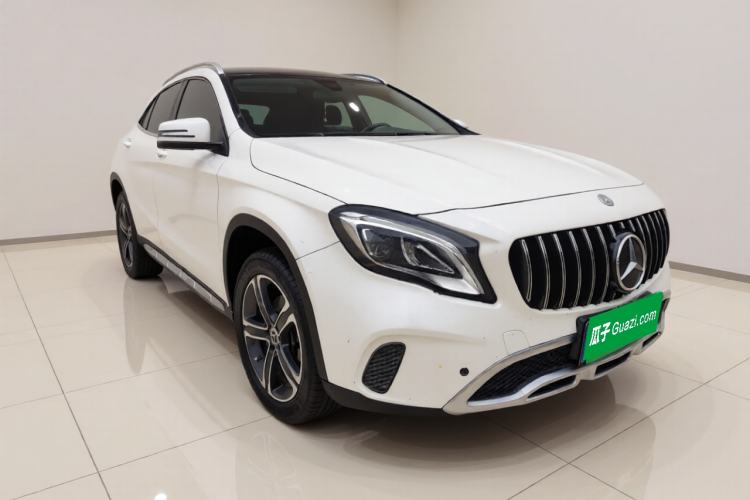 Used Mercedes-Benz GLA 2018 GLA 200 Fashion Model Exterior 2