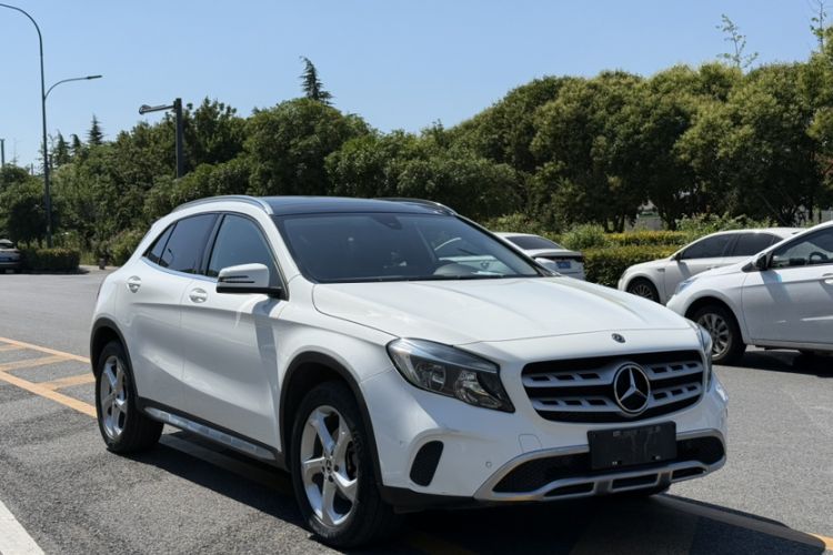 Used Mercedes-Benz GLA 2018 GLA 200 Sport Edition Exterior 2