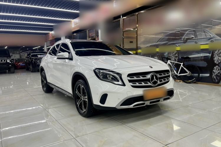 Used Mercedes-Benz GLA 2018 GLA 200 Fashion Model Exterior 2