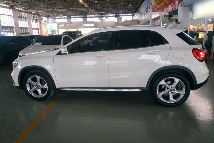 Used Mercedes-Benz GLA 2018 GLA 200 Sport Edition Exterior 3