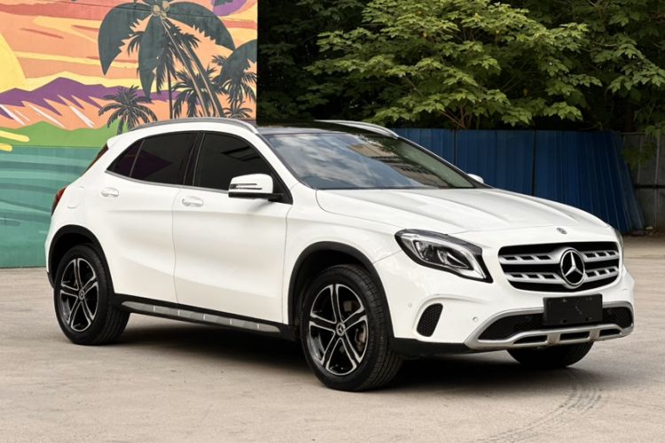 Used Mercedes-Benz GLA 2018 GLA 200 Fashion Model Exterior 3