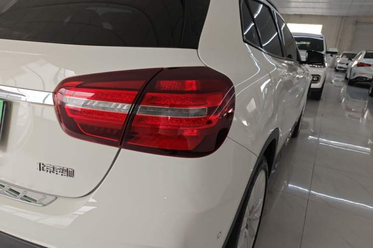 Used Mercedes-Benz GLA 2018 GLA 200 Polar Limited Edition Exterior 3