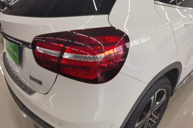 Used Mercedes-Benz GLA 2018 GLA 200 Fashion Model Exterior 3