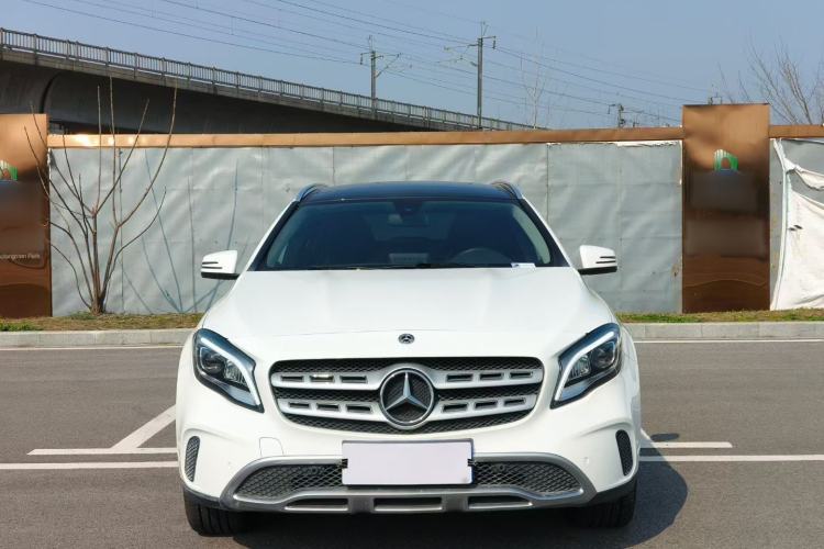 Used Mercedes-Benz GLA 2018 GLA 200 Fashion Model Exterior 4