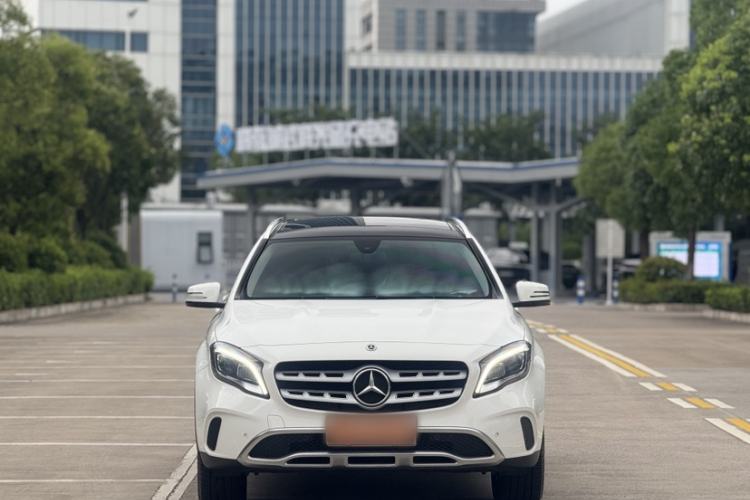 Used Mercedes-Benz GLA 2018 GLA 200 Fashion Model Exterior 4