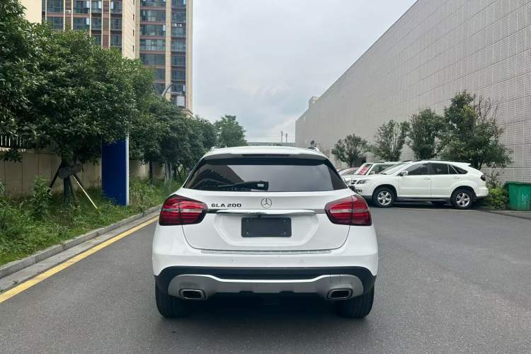 Used Mercedes-Benz GLA 2018 GLA 200 Fashion Model Exterior 4