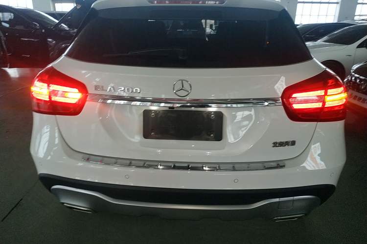 Used Mercedes-Benz GLA 2018 GLA 200 Sport Edition Exterior 4