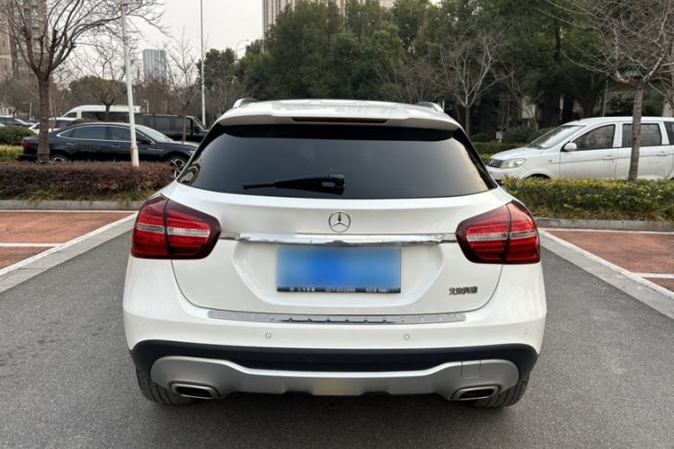 Used Mercedes-Benz GLA 2018 GLA 200 Fashion Model Exterior 4