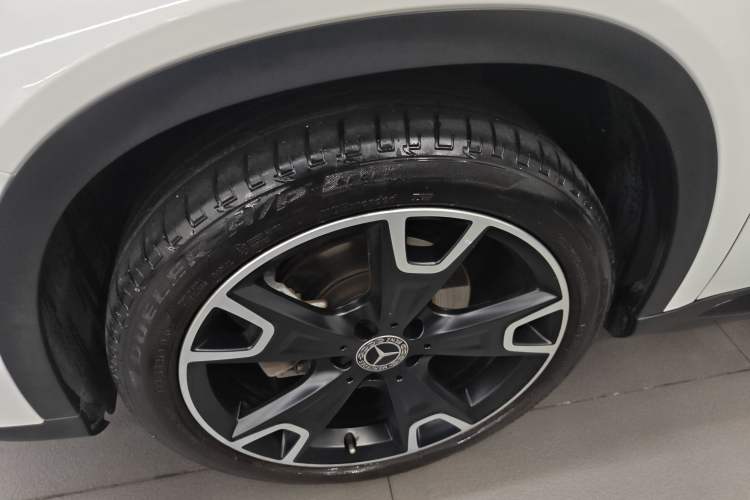 Used Mercedes-Benz GLA 2018 GLA 220 4MATIC Sport Edition Exterior 4