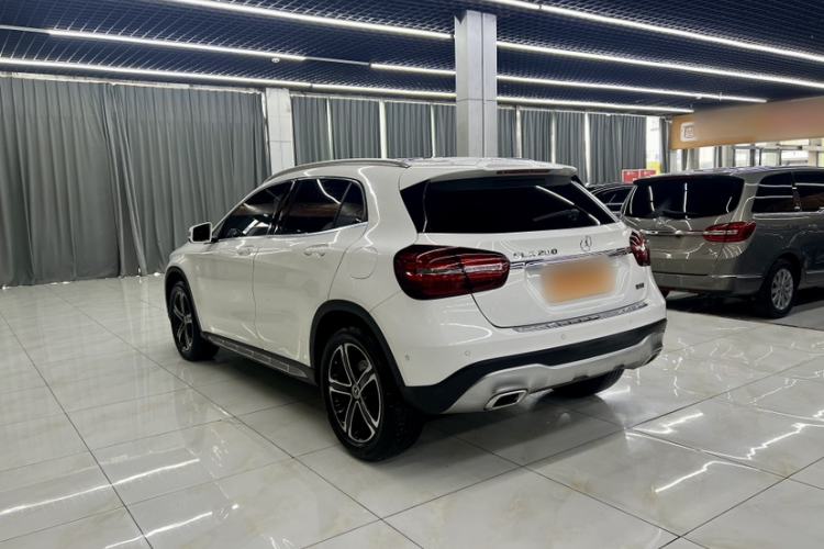 Used Mercedes-Benz GLA 2018 GLA 200 Fashion Model Exterior 4