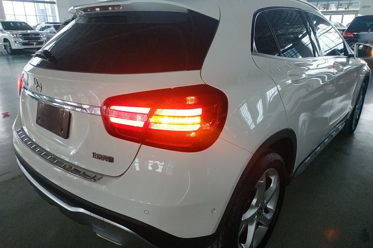 Used Mercedes-Benz GLA 2018 GLA 200 Sport Edition Exterior 5