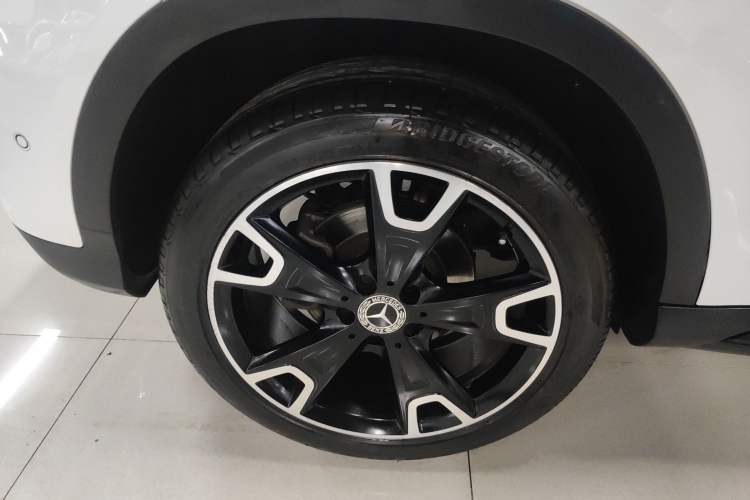 Used Mercedes-Benz GLA 2018 GLA 220 4MATIC Sport Edition Exterior 5