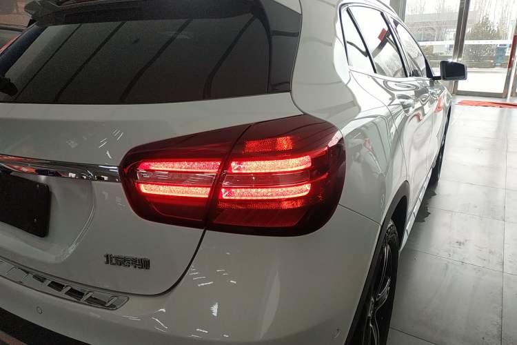 Used Mercedes-Benz GLA 2018 GLA 200 Fashion Model Exterior 6
