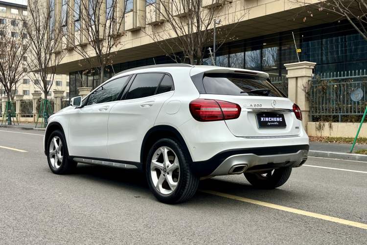 Used Mercedes-Benz GLA 2018 GLA 200 Sport Edition Exterior 6