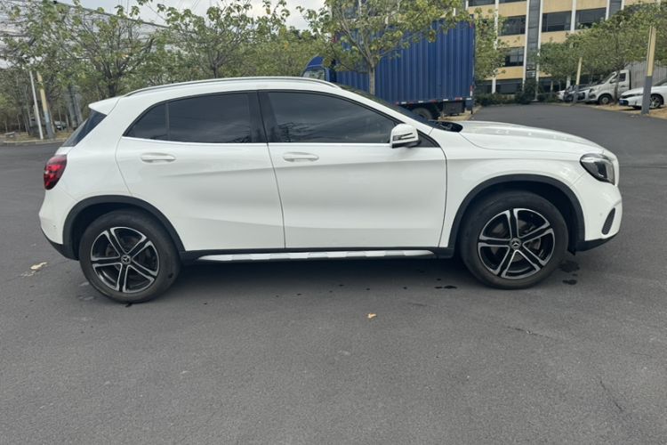 Used Mercedes-Benz GLA 2018 GLA 200 Fashion Model Exterior 8