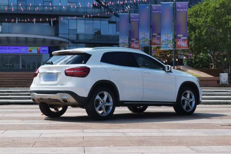 Used Mercedes-Benz GLA 2018 GLA 200 Sport Edition Exterior 8