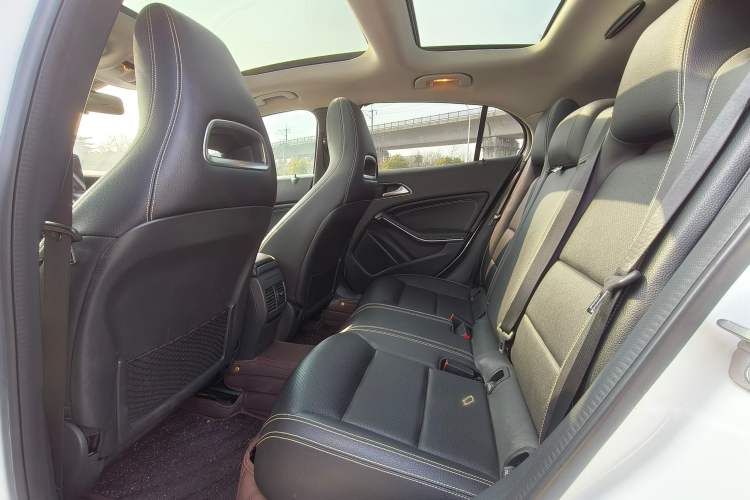 Used Mercedes-Benz GLA 2018 GLA 200 Fashion Model Exterior 9