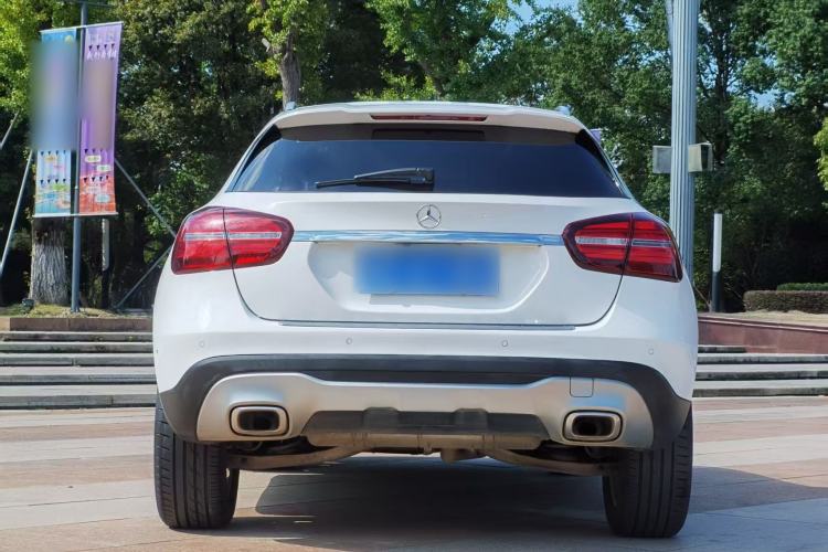 Used Mercedes-Benz GLA 2018 GLA 200 Sport Edition Exterior 9