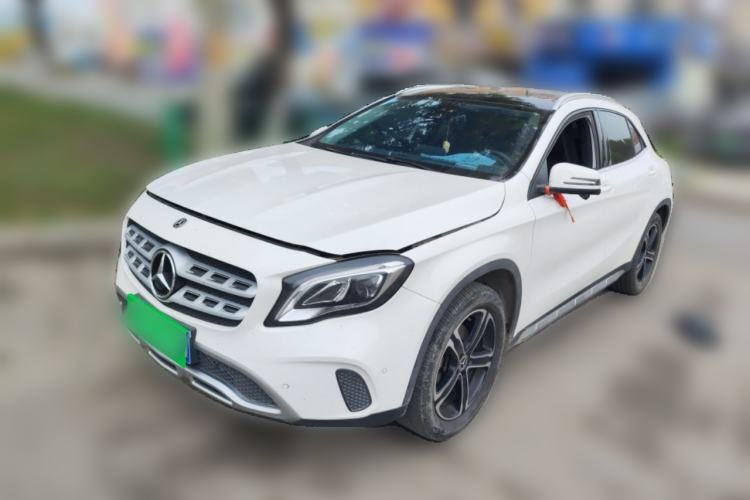Used Mercedes-Benz GLA 2018 GLA 200 Fashion Model Front Left 45 Deg