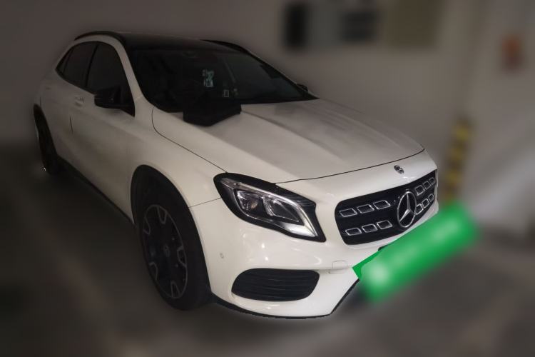 Used Mercedes-Benz GLA 2018 GLA 220 4MATIC Sport Edition Front Right 45 Deg