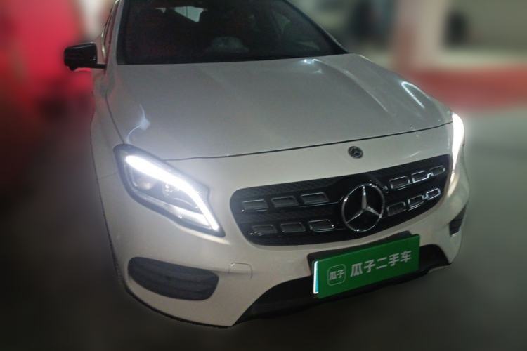 Used Mercedes-Benz GLA 2018 GLA 220 4MATIC Sport Edition Front Right 45 Deg
